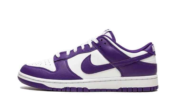 Tenisky Nike Dunk nízke fialovo-biele, pohľad z boku