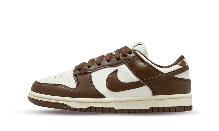 Tenisky Nike Dunk nízke hnedo-biele, pohľad z boku