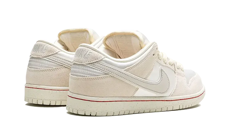 Skateboardové Tenisky Nike Dunk nízke béžové, pohľad zo zadu