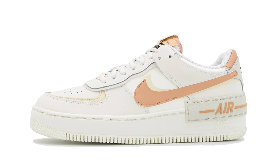 Tenisky Air Force 1 nízke bielo-ružové, pohľad z boku