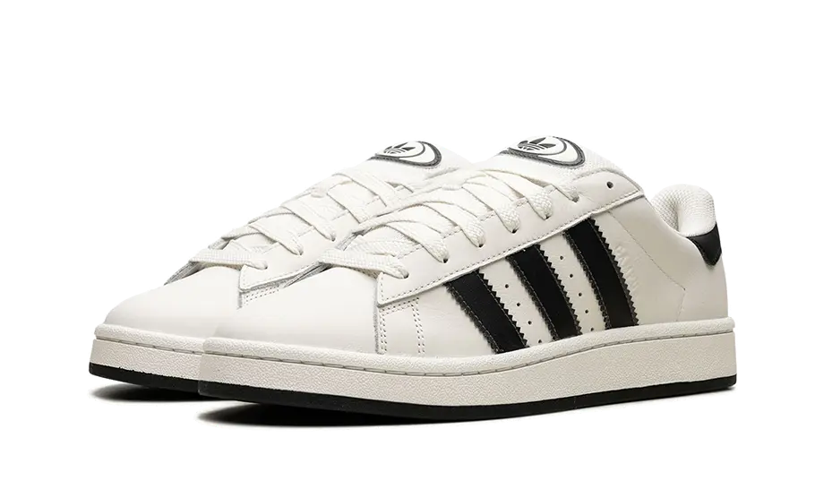 Tenisky adidas Campus 00s bielo-čierne, pohľad z predu