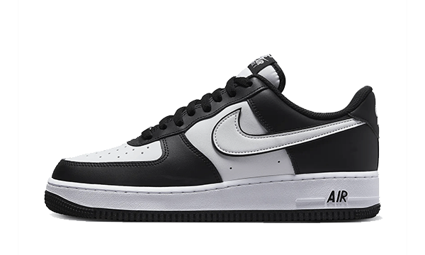 Tenisky Air Force 1 nízke čierno-biele, pohľad z boku