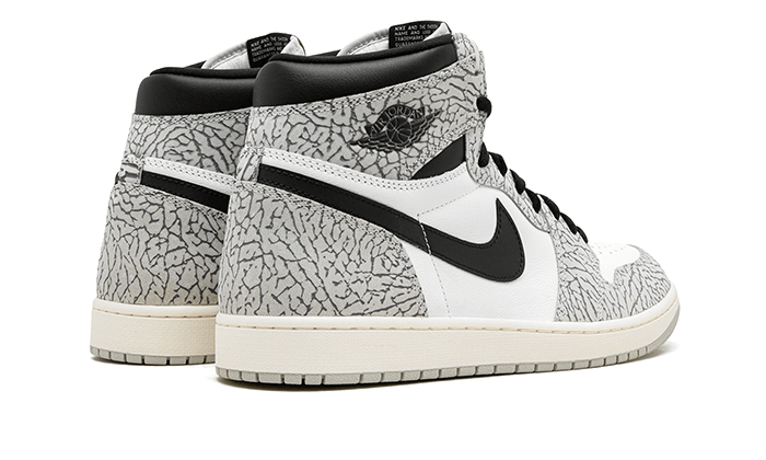 Tenisky Air Jordan 1 vysoké sivo-bielo-čierne, pohľad zo zadu