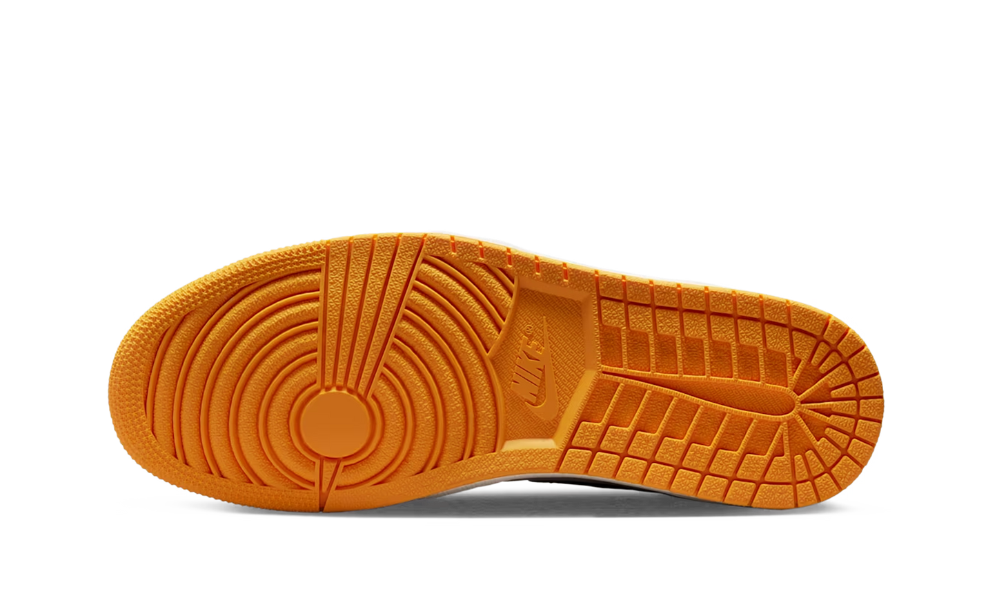 Air Jordan 1 High Yellow Toe Taxi