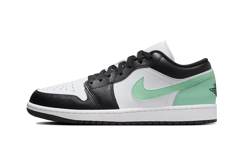 Tenisky Air Jordan 1 nízke čierno-bielo-zelené, pohľad z boku