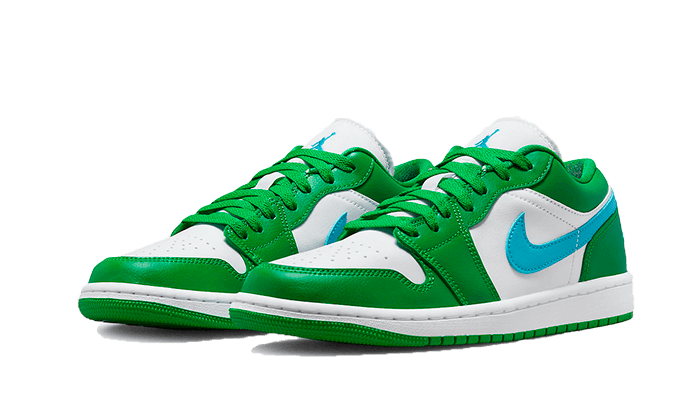 Tenisky Air Jordan 1 nízke zeleno-bielo-modré, pohľad z uhla