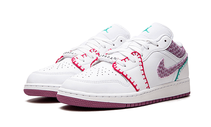Tenisky Air Jordan 1 nízke bielo-farebné, pohľad z uhla