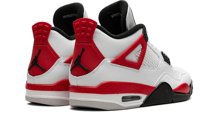 Tenisky Air Jordan 4 bielo-červeno-čierne, pohľad zo zadu