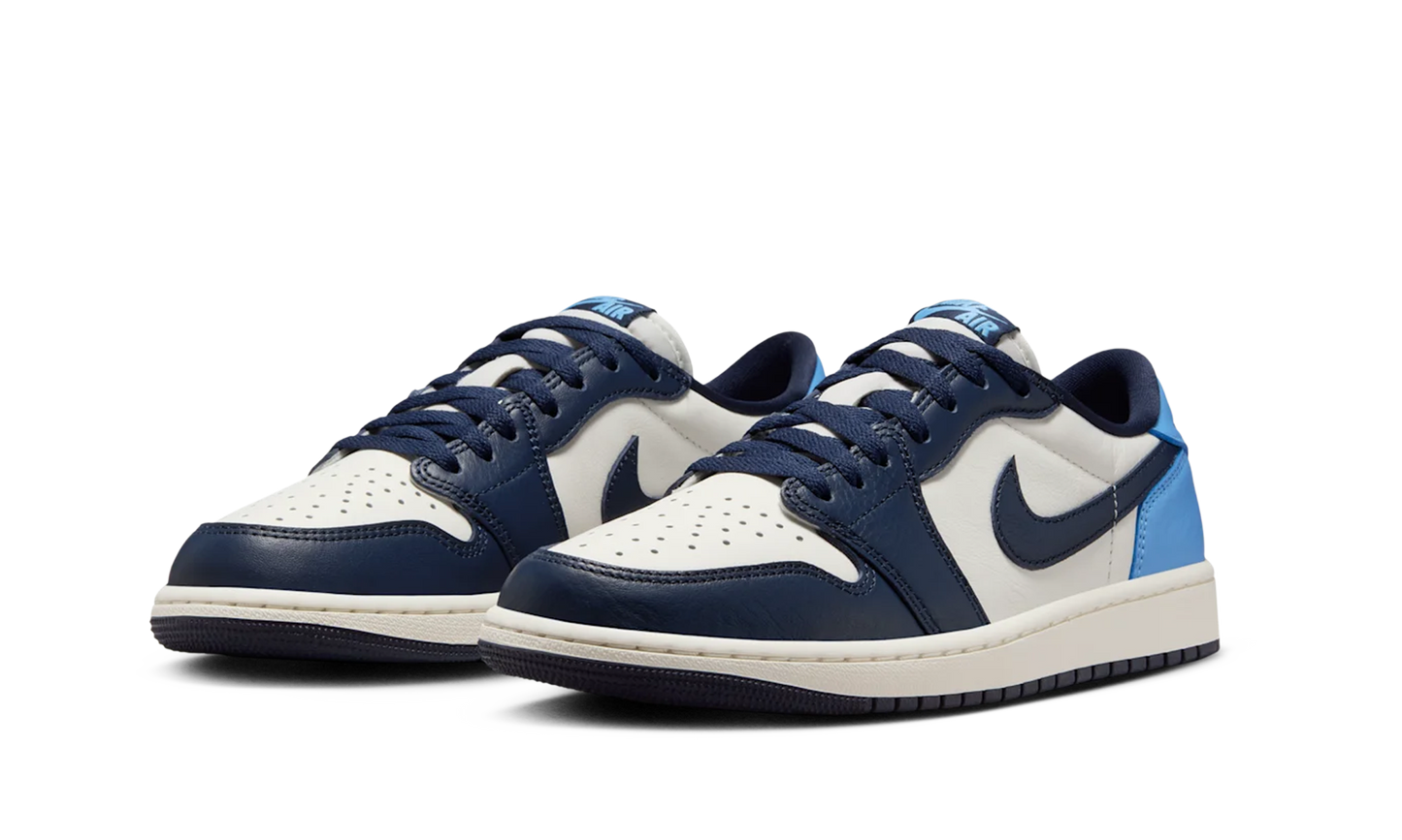Air Jordan 1 Low OG Obsidian UNC