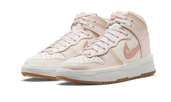 Tenisky Nike Dunk vysoké béžovo-ružové, pohľad z uhla