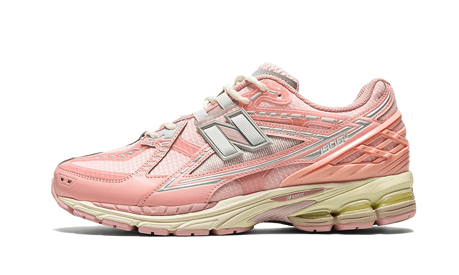 Tenisky New Balance 1906R ružové, pohľad z boku