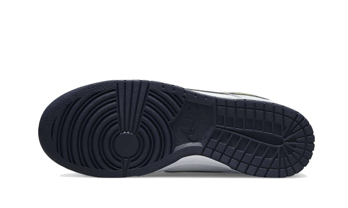 Tenisky Nike Dunk nízke sivo-bielo-modré, pohľad na podrážku