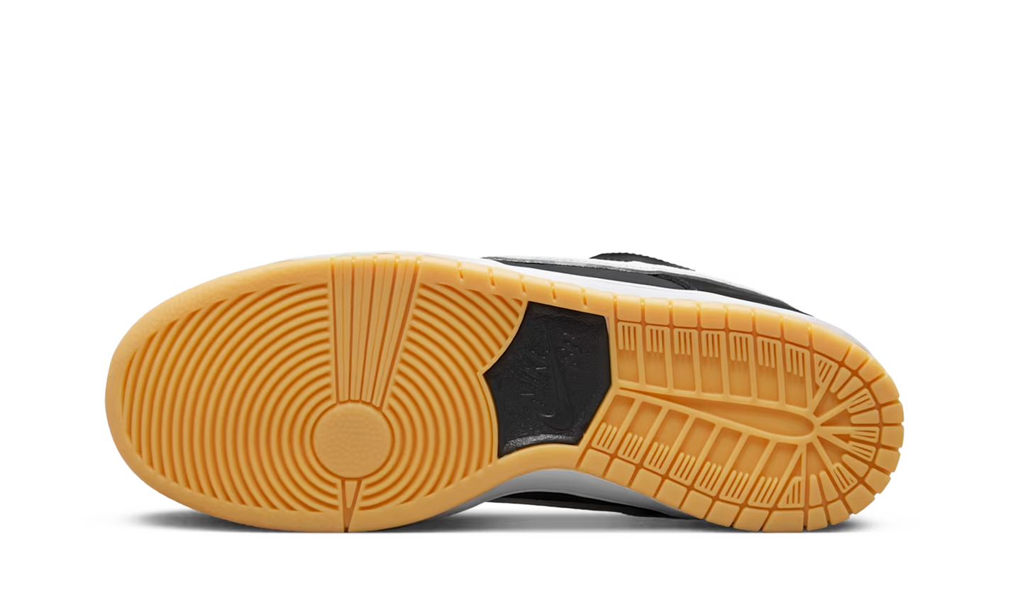 Nike SB Dunk Low Pro Black Gum