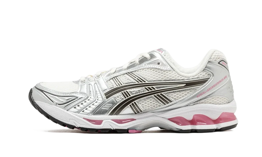 ASICS Gel-Kayano 14 Cream Sweet Pink krémové tenisky s ružovými akcentmi, pohľad z boku