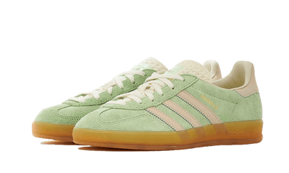 Tenisky adidas Gazelle zeleno-bežové, pohľad z predu