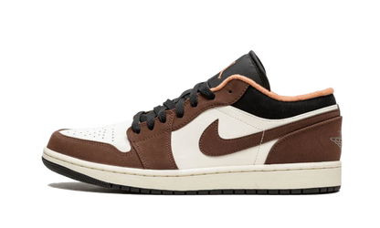 Tenisky Air Jordan 1 nízke hnedé, pohľad z boku