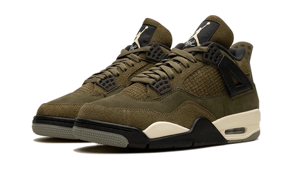 Tenisky Air Jordan 4 tmavo zelené, pohľad z uhla