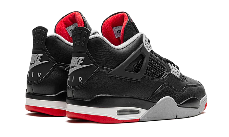 Tenisky Air Jordan 4 čierno-sivo-červené, pohľad zo zadu