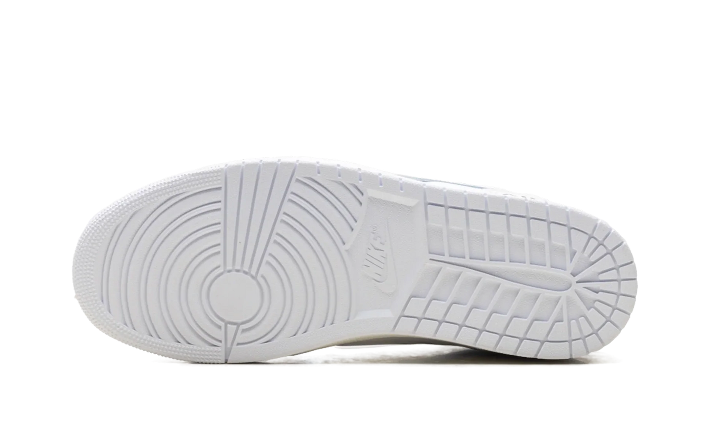 Air Jordan 1 Retro High Off-White Alaska AA3834-100 podrážka
