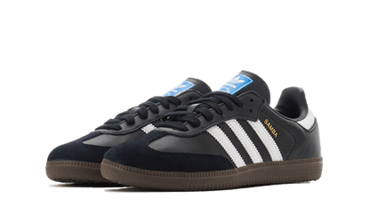 Tenisky adidas Samba čierne, pohľad z uhla