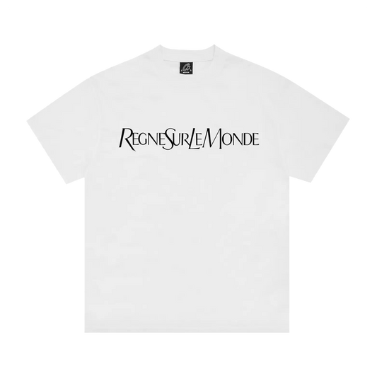 Corteiz RSLM Tee biele s Règne Sur Le Monde typografickým printom, pohľad spredu