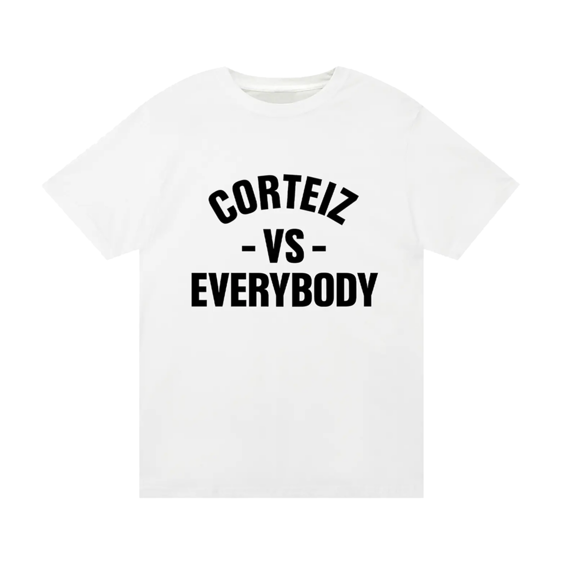Corteiz VS Tee biele s Corteiz VS Everybody bold typografickým printom, pohľad spredu