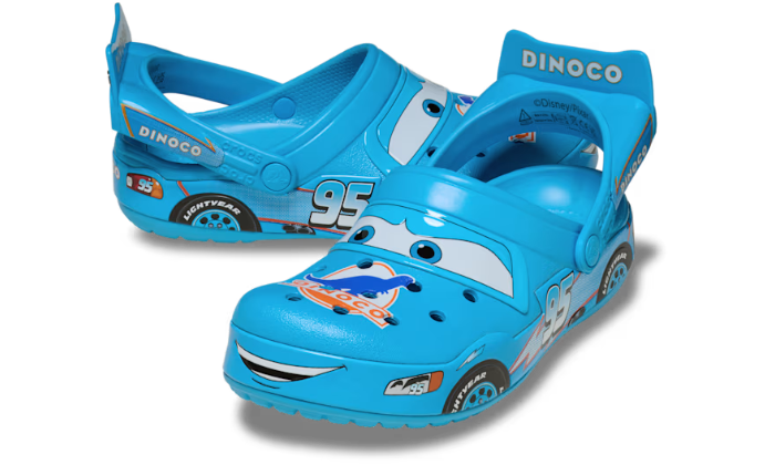 Crocs Lightning McQueen Dinoco, pohľad spredu na potlač zvršku