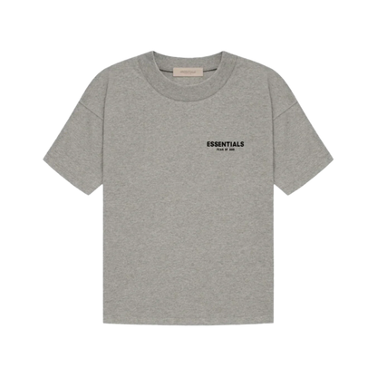 Fear of God Essentials Tee Dark Oatmeal taupe s rubberized logom, pohľad spredu
