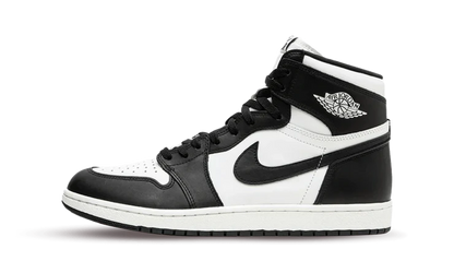 Tenisky Air Jordan 1 vysoké čierno-biele, pohľad z boku