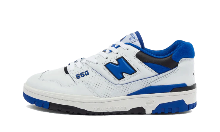 Tenisky New Balance 550 bielo-modré, pohľad z boku