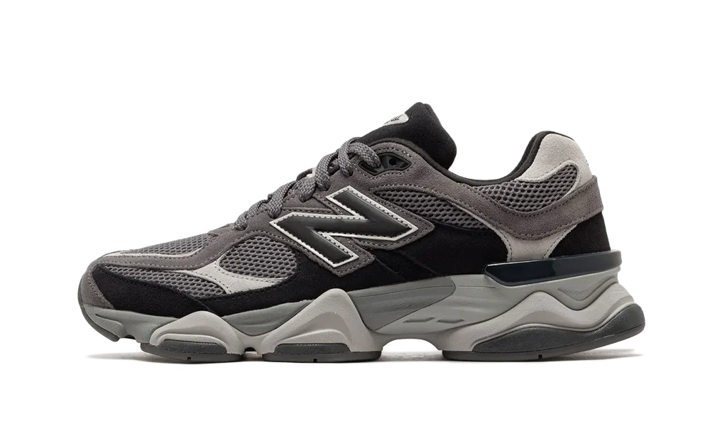 New Balance 9060 Black Castlerock, pohľad zozadu na pätovú časť