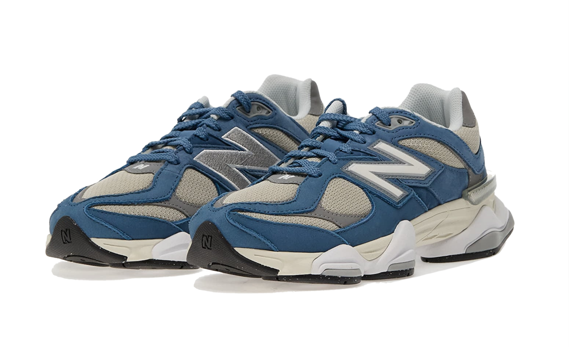 New Balance 9060 Shoreline Blue, pohľad z vrchu na semiš a sieťovinový upper
