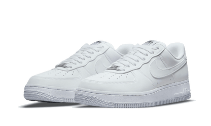 Nike Air Force 1 Low Next Nature detail predná strana biela koža swoosh