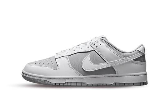 Tenisky Nike Dunk nízke bielo-sivé, pohľad z boku