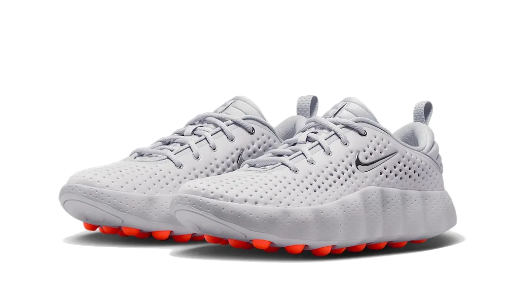 Nike Mind 002 Light Smoke Grey sivé, pohľad z vrchu na mesh konštrukciu