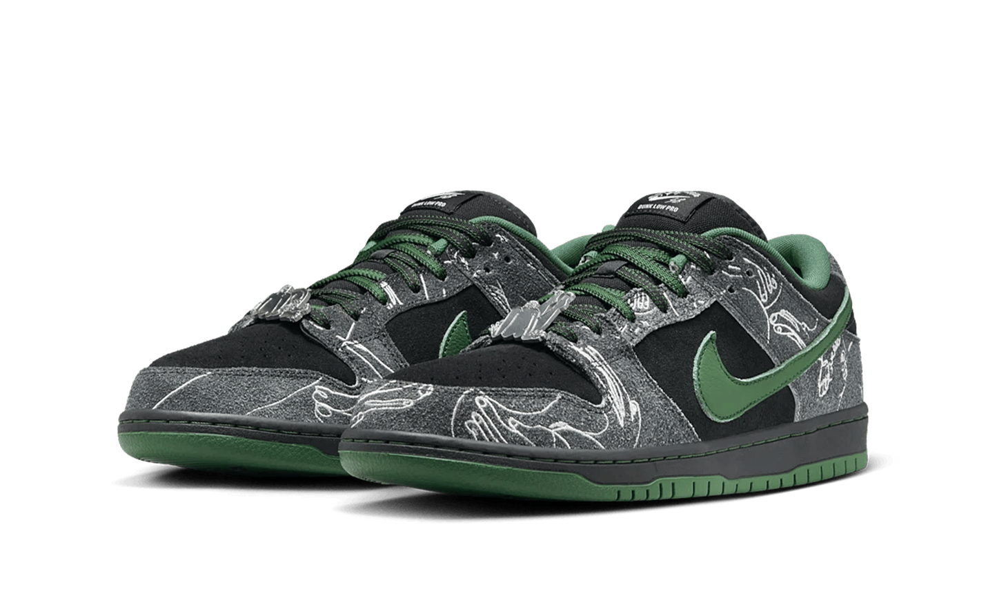 Nike SB Dunk Low There Skateboards