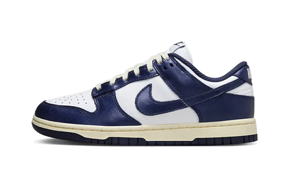 Tenisky Nike Dunk nízke modro-biele, pohľad z boku