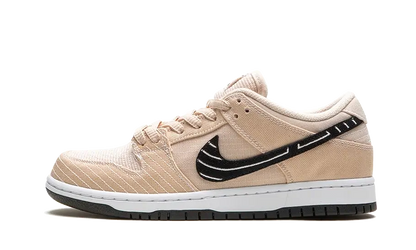 Skateboardové Tenisky Nike Dunk nízke béžovo-čierne, pohľad z boku