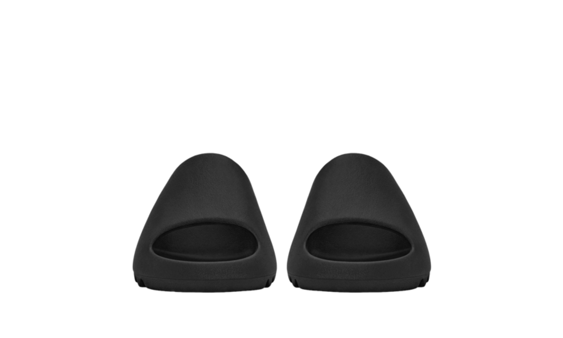 Šľapky Yeezy Slide čierne bez adidasu, pohľad z predu