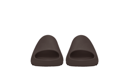 Šľapky Yeezy Slide hnedé bez adidasu, pohľad z predu