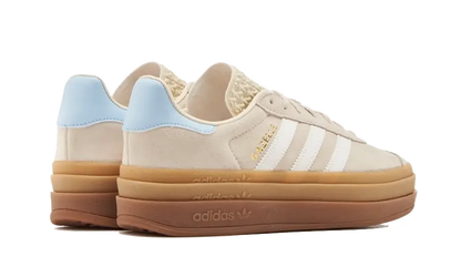 Tenisky adidas Gazelle bold bežovo-biele, pohľad zo zadu