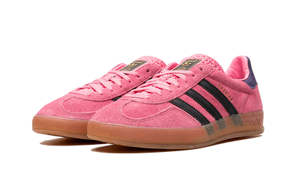 Tenisky adidas Gazelle ružové, pohľad z uhla