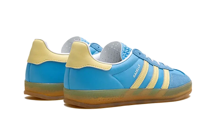 Tenisky adidas Gazelle modro-žlté, pohľad zo zadu