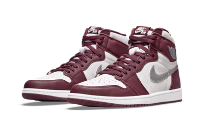 Air Jordan 1 Retro High OG Bordeaux