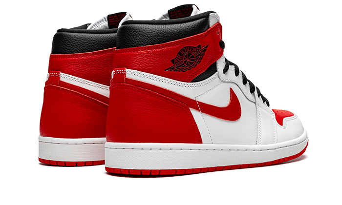 Tenisky Air Jordan 1 vysoké bielo-červené, pohľad zo zadu