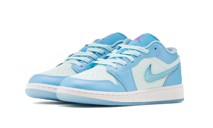 Air Jordan 1 Low SE Aquarius Blue