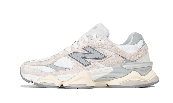 New Balance 9060 Moonbeam Sea Salt krémové tenisky so sivým N logom, pohľad z boku