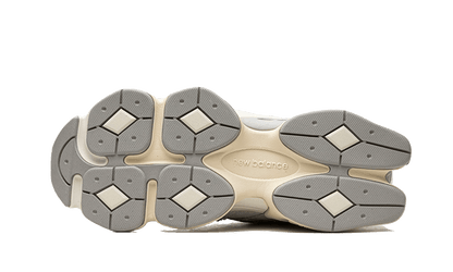 New Balance 9060 Quartz Grey, pohľad na diamantový vzor podošvy