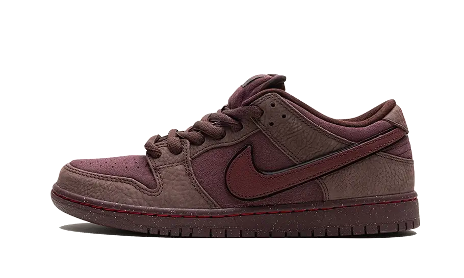 Skateboardové Tenisky Nike Dunk nízke bordové, pohľad z boku