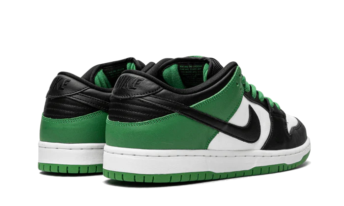 Skateboardové Tenisky Nike Dunk nízke zeleno-bielo-čierne, pohľad zo zadu